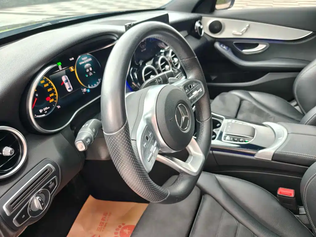 Mercedes-Benz C-Class 2020 — фото 10