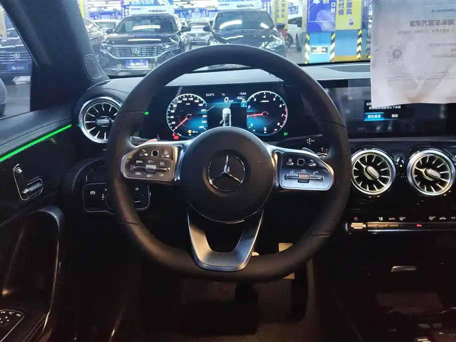 Mercedes-Benz A-Class 2023 — фото 15