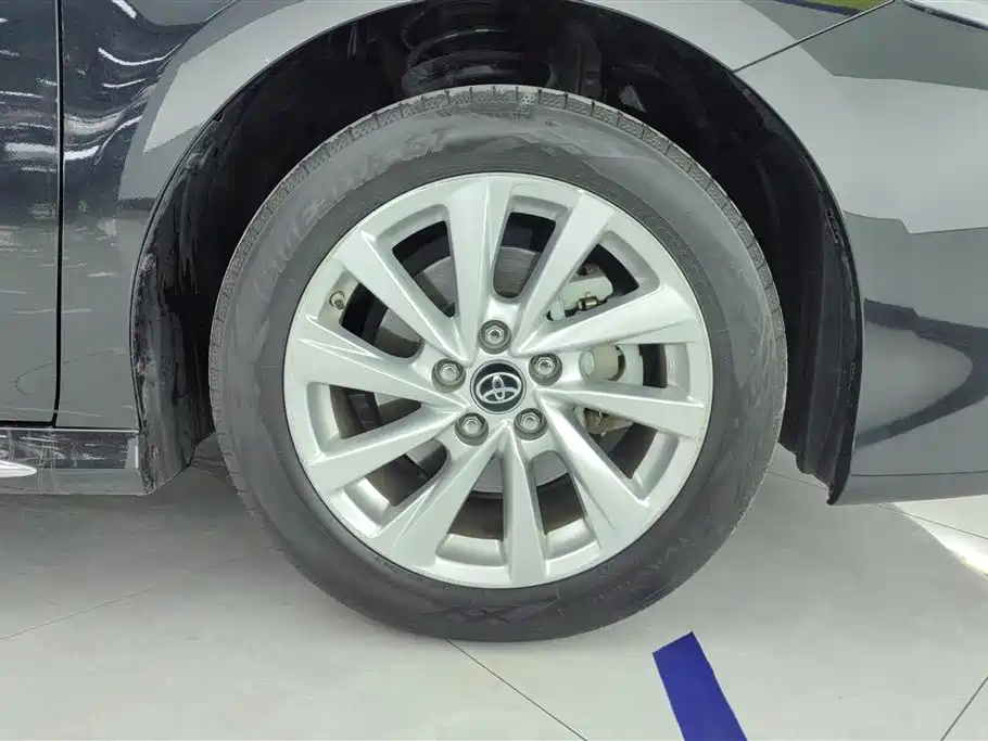Toyota Camry 2023