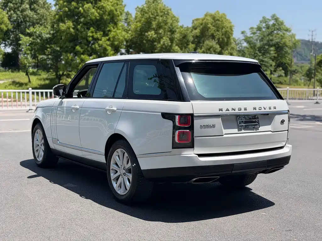 Land Rover Range Rover 2016 — фото 16