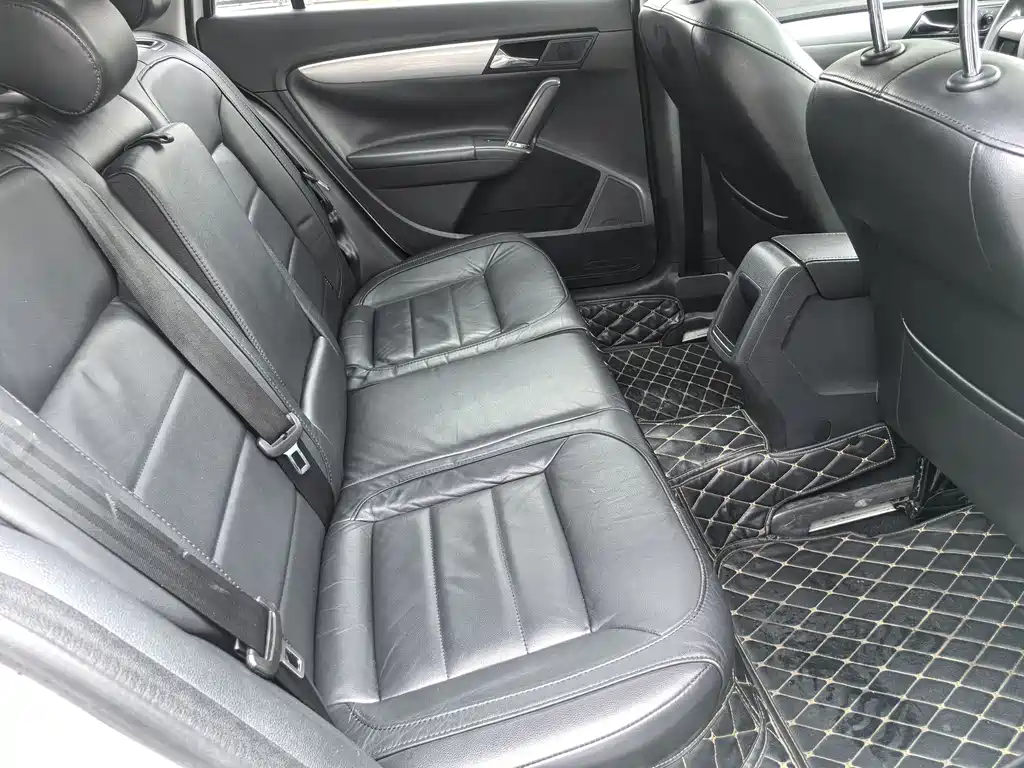 Volkswagen Gran Lavida 2015 — фото 13