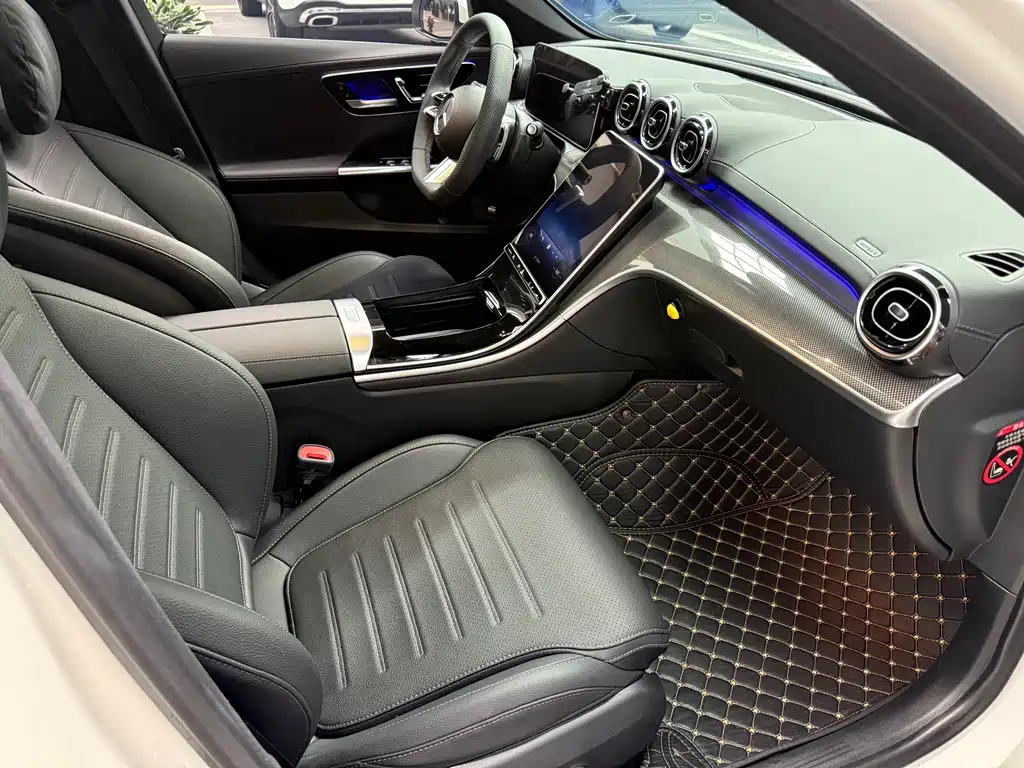 Mercedes-Benz C-Class 2023 — фото 14