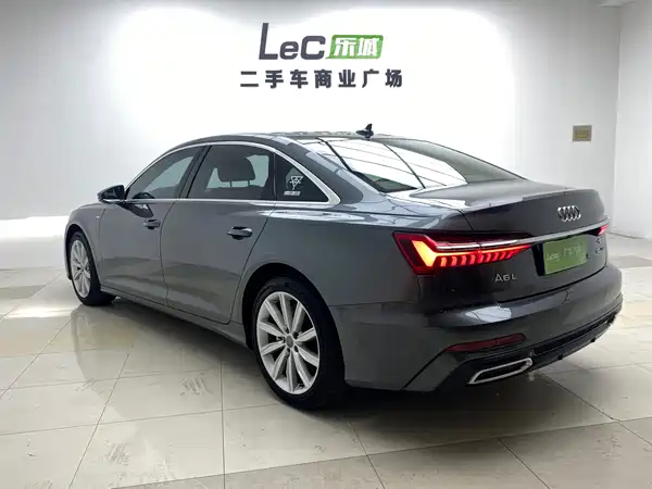 Audi A6L 2022