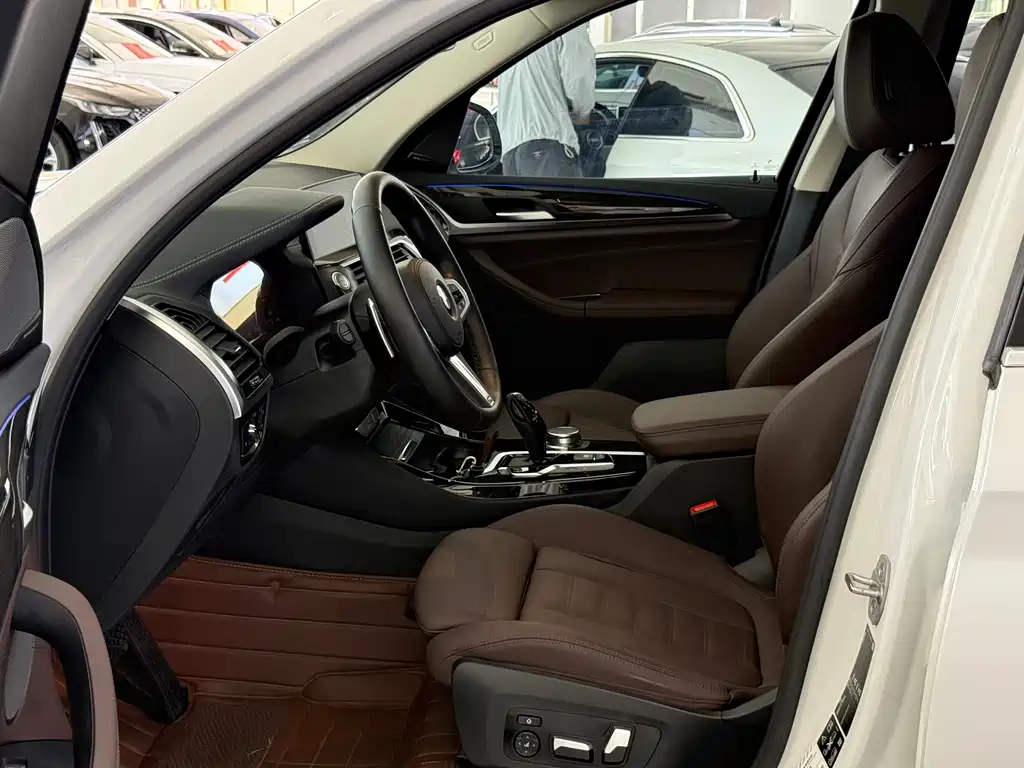 BMW X3 2021