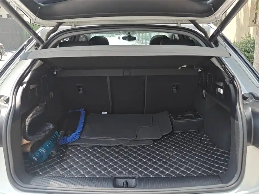 Audi Q2L 2022