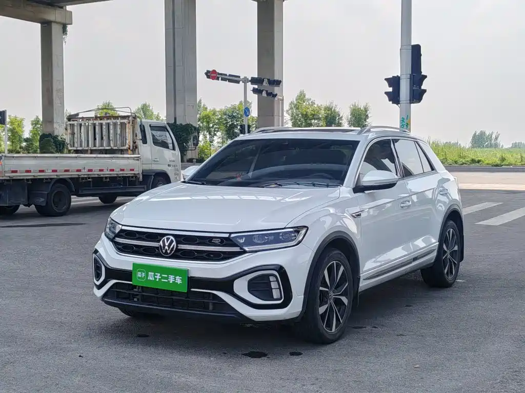 Volkswagen T-Roc 2024