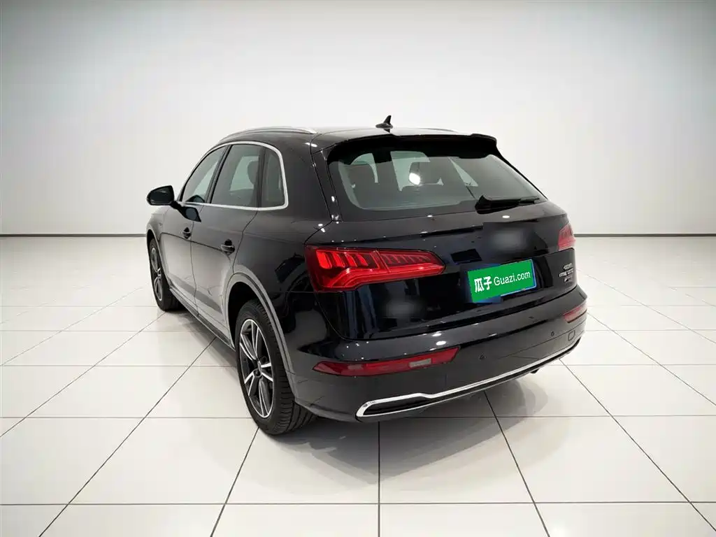 Audi Q5L 2020 — фото 5