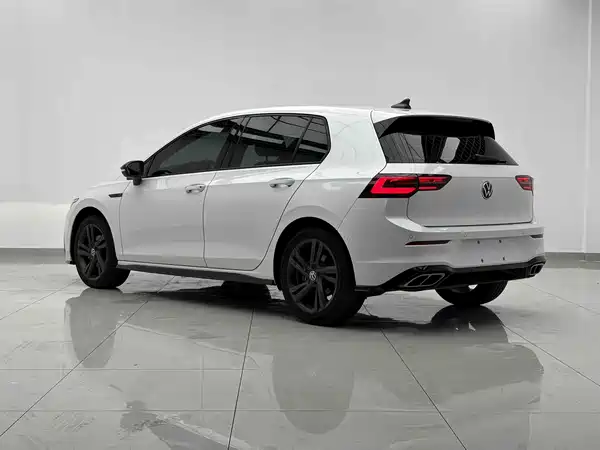 Volkswagen Golf 2022