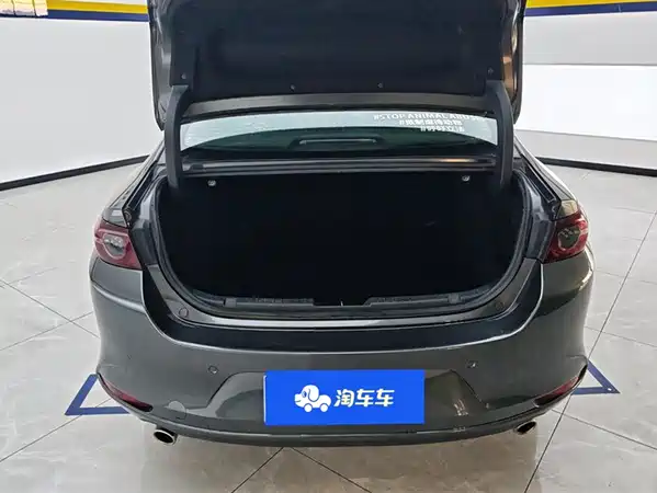 Mazda 3 Axela 2021