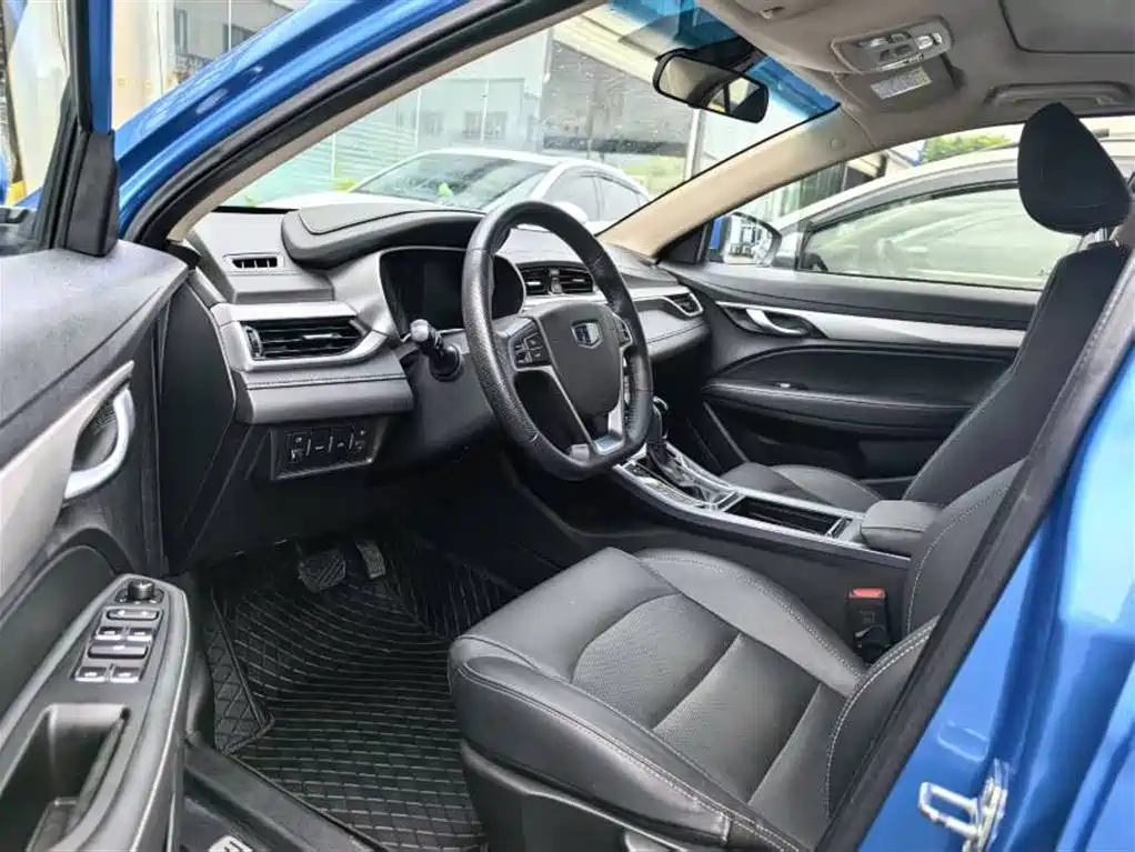 Geely Emgrand 2018