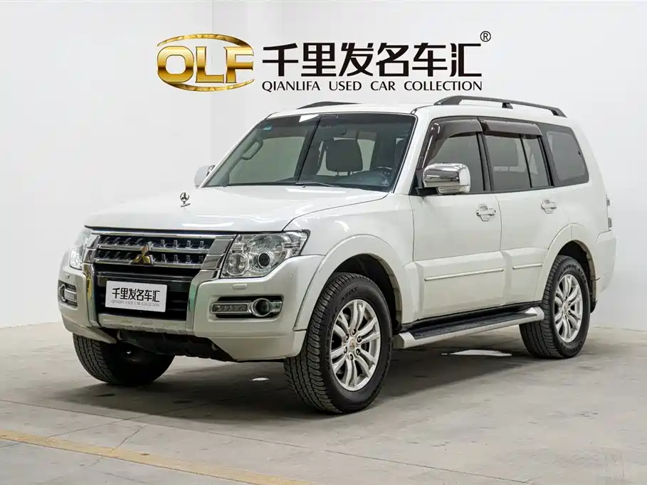 Mitsubishi Pajero 2019