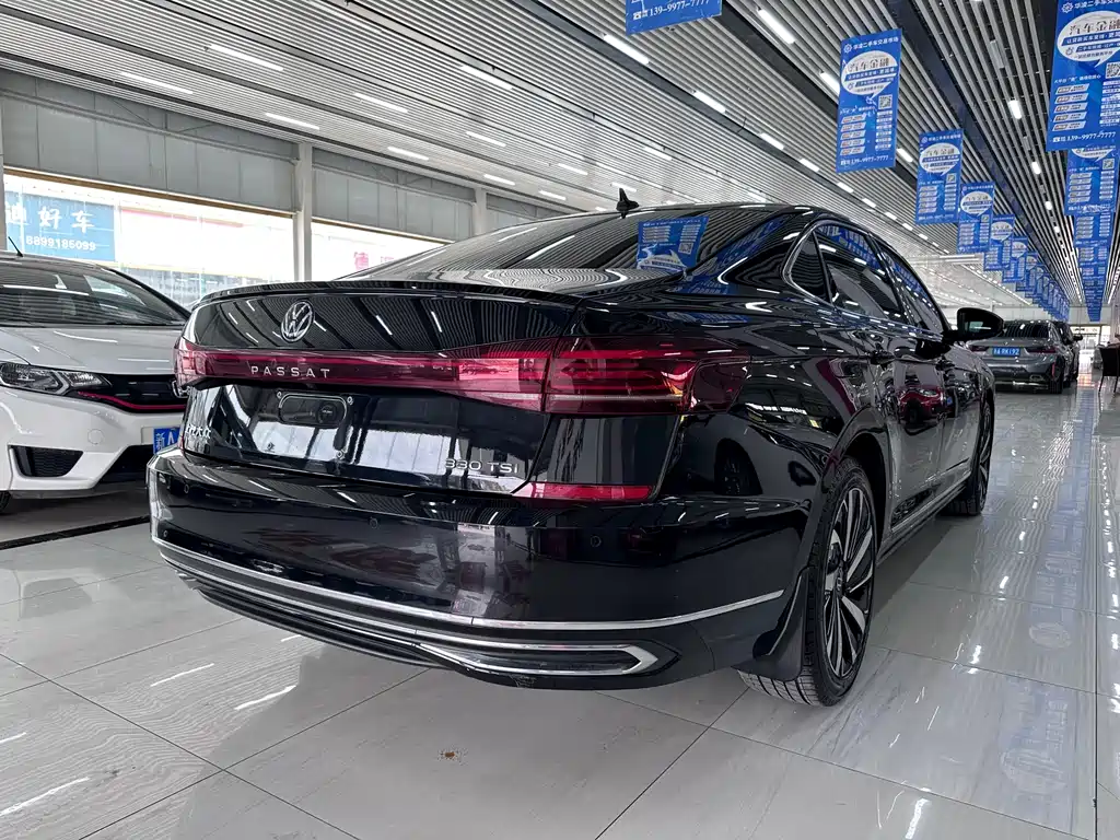 Volkswagen Passat 2022