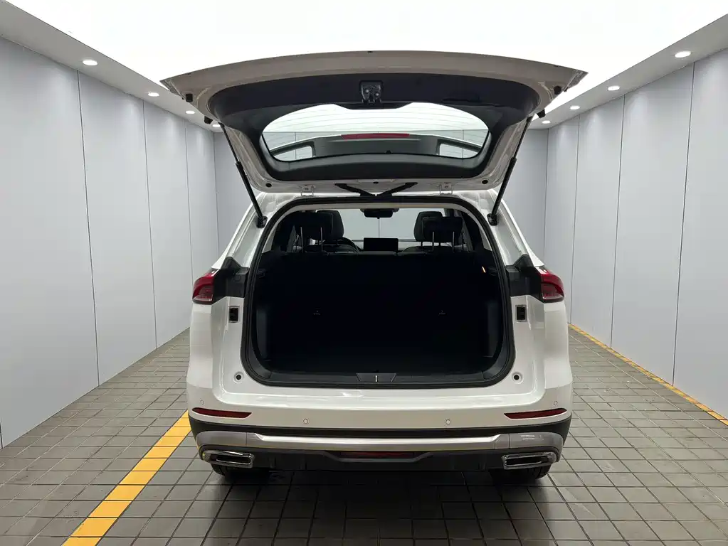 Haval H6 2023 — фото 19