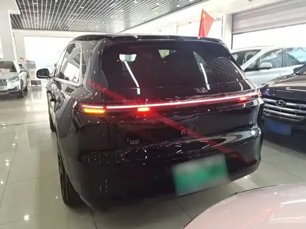 Li Auto L6 2024
