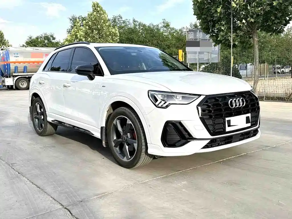 Audi Q3 2023 — фото 3
