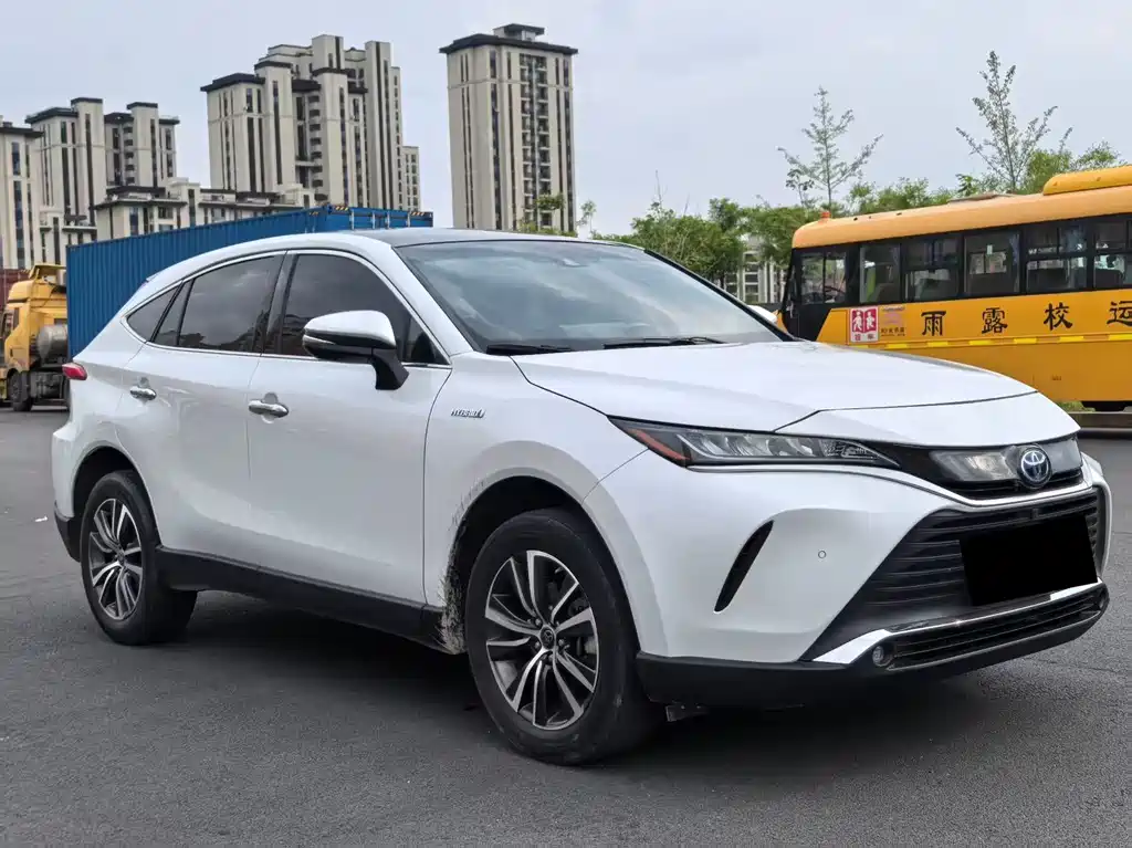 Toyota Harrier 2023 — фото 3