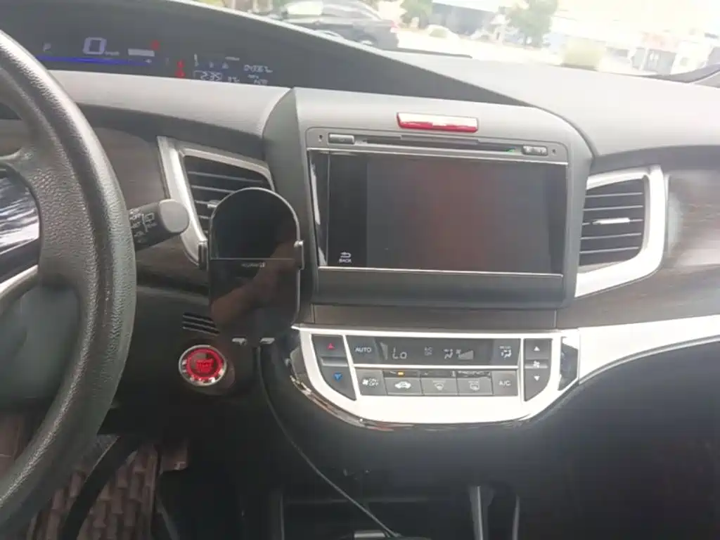 Honda Jade 2018 — фото 13