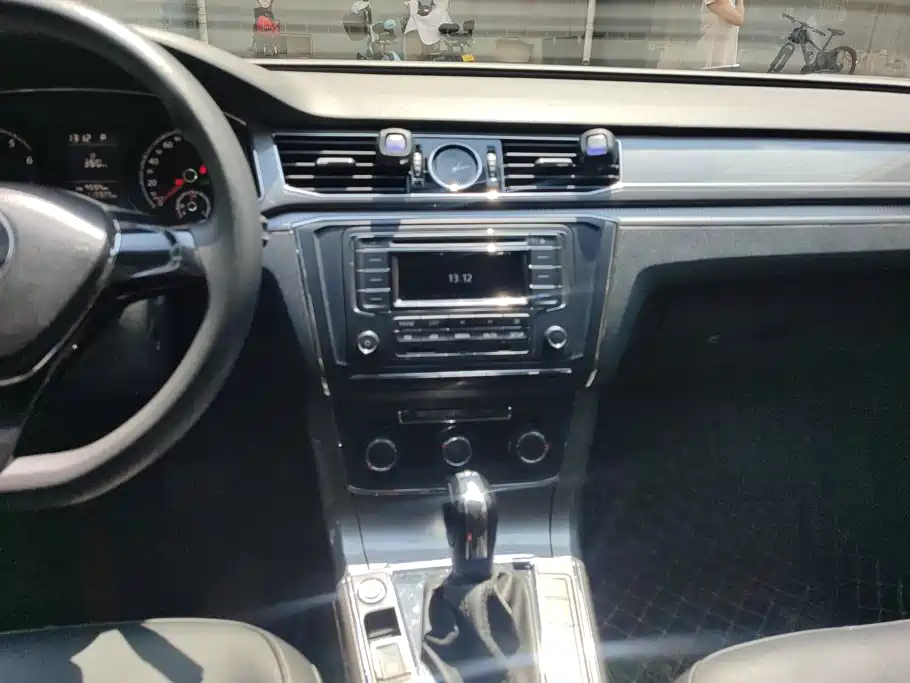 Volkswagen Passat 2019 — фото 13