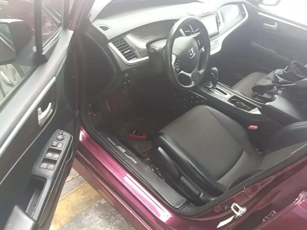 Honda Jade 2018 — фото 16