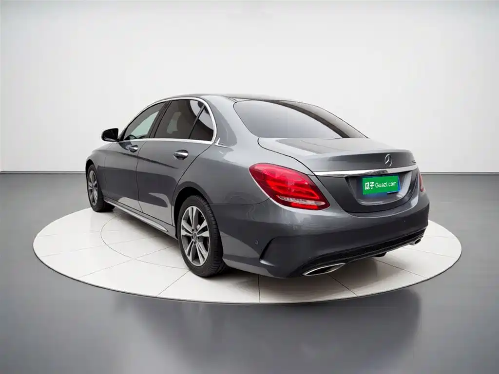 Mercedes-Benz C-Class 2018 — фото 23