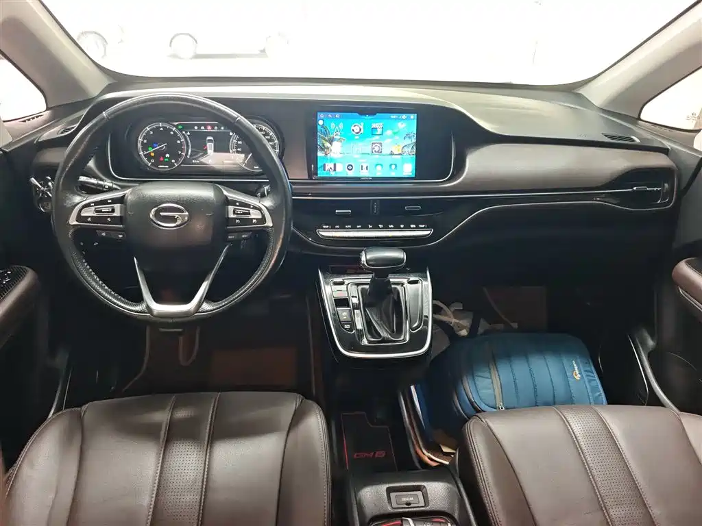 GAC Motor Trumpchi M6 2020 — фото 6