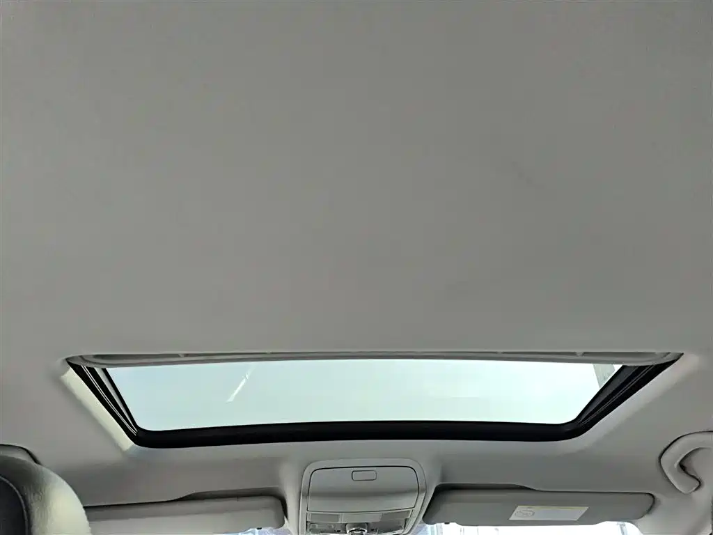 Volkswagen Passat 2018 — фото 18