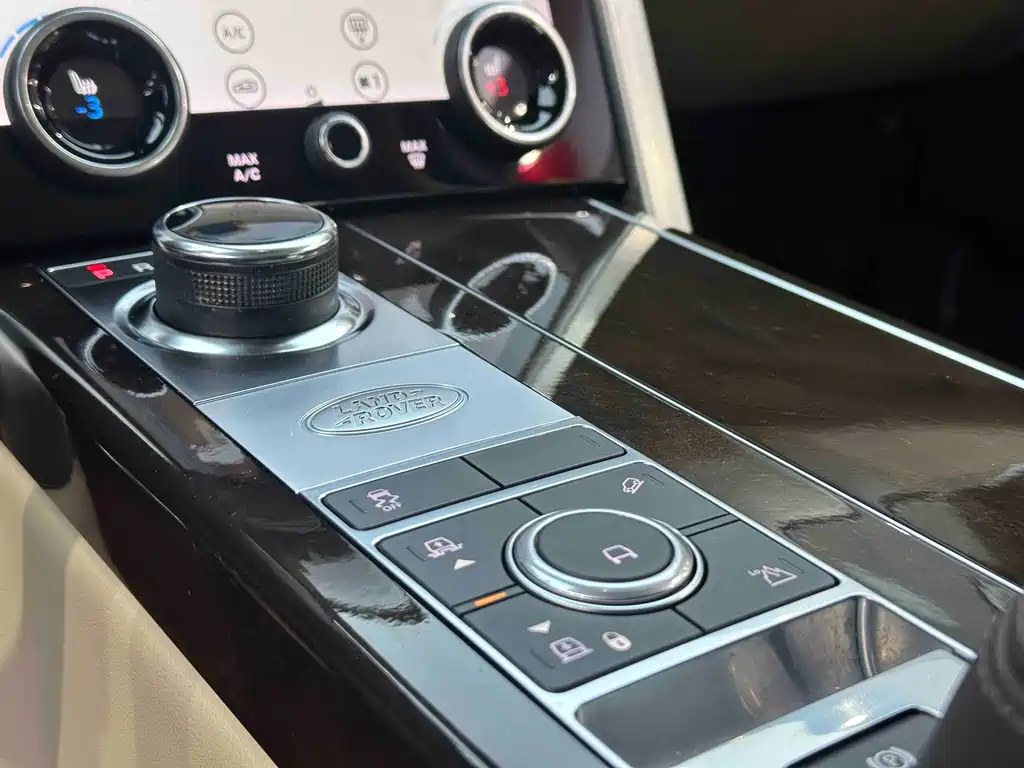 Land Rover Range Rover 2020 — фото 12