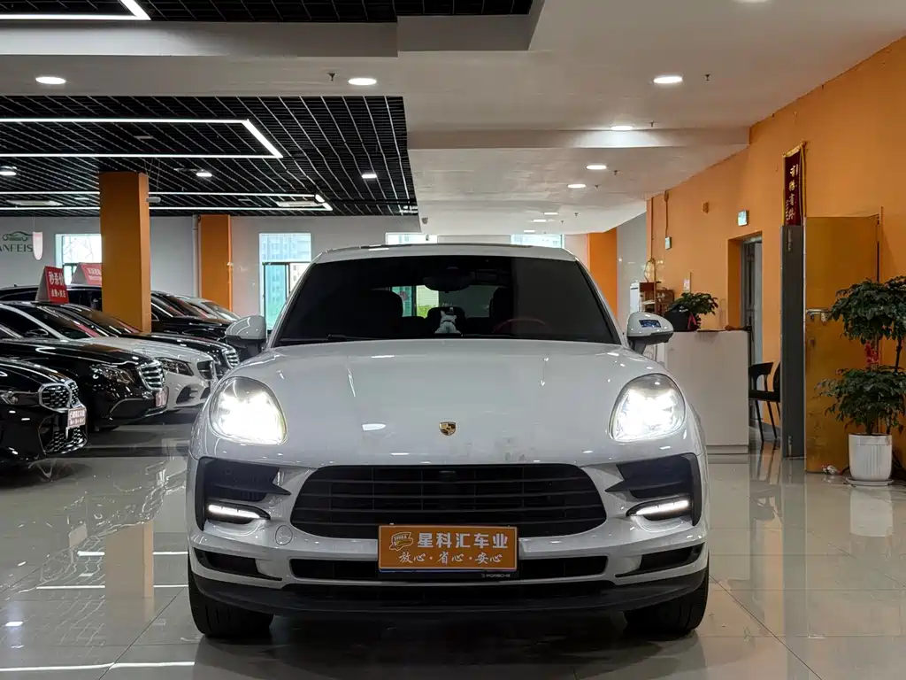 Porsche Macan 2018 — фото 3