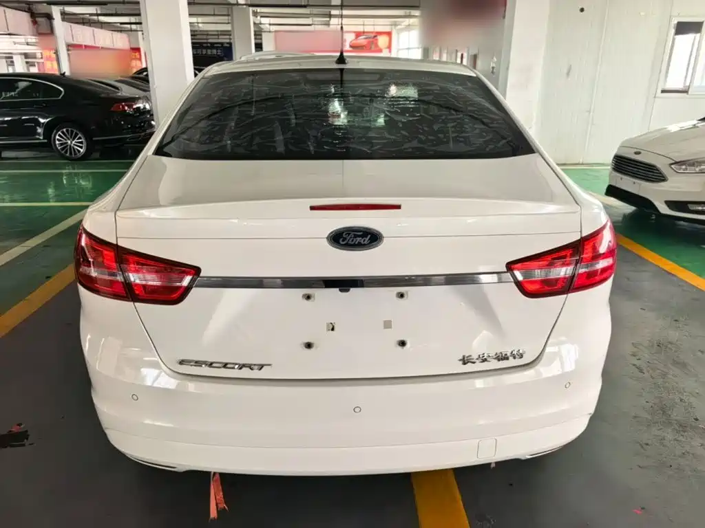 Ford Escort 2017