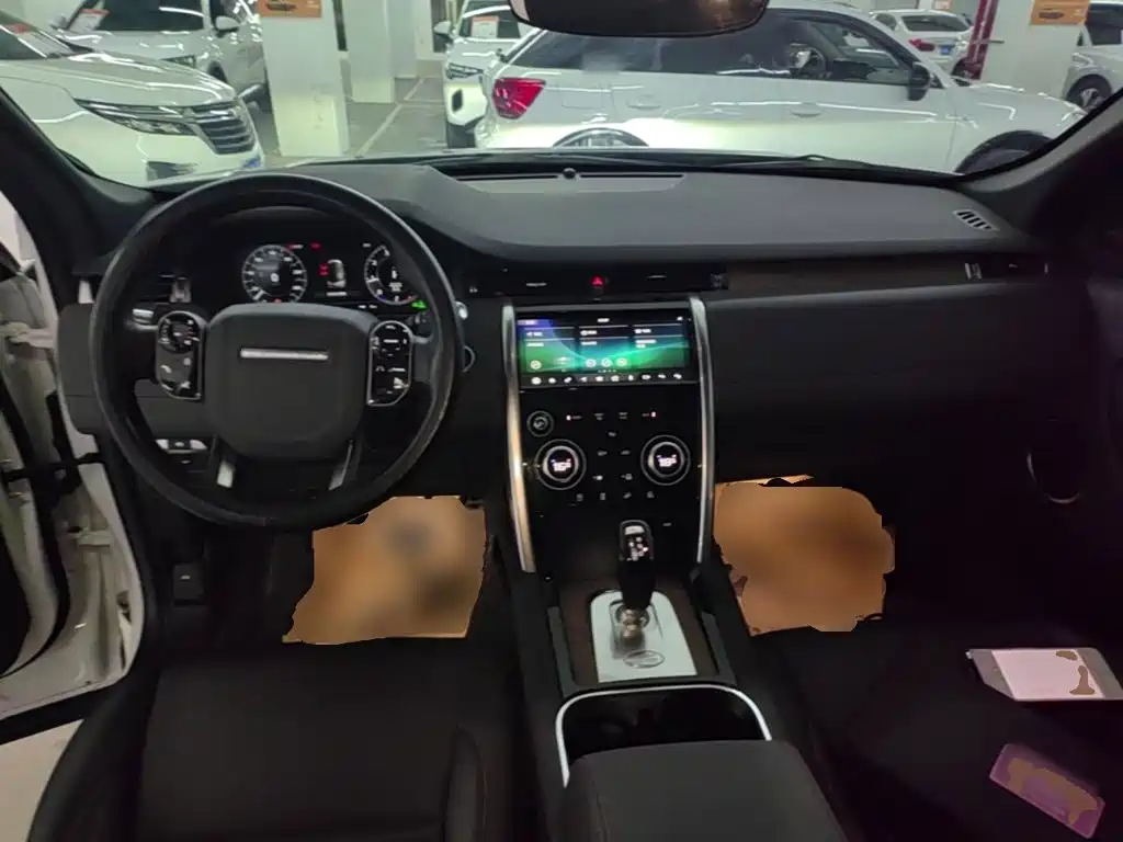 Land Rover Discovery Sport 2021 — фото 10