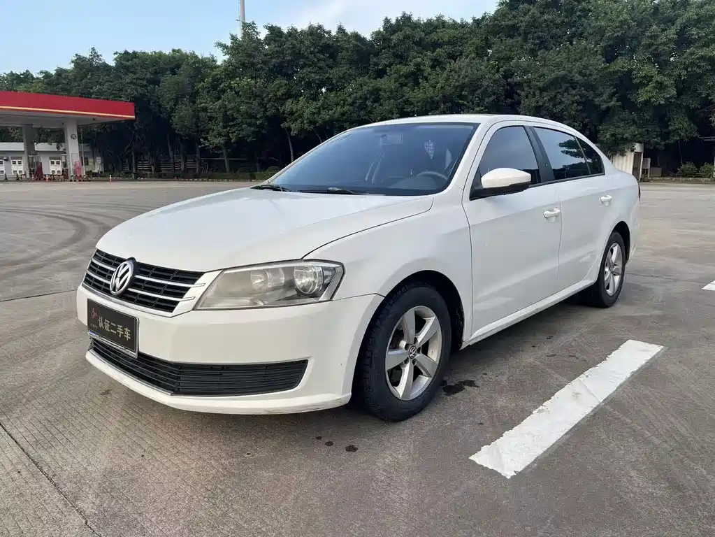 Volkswagen Lavida 2014