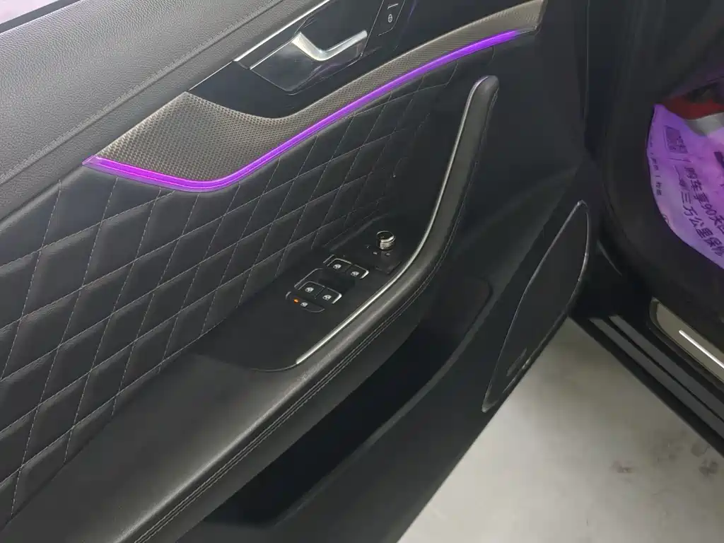 Hongqi HS5 2019
