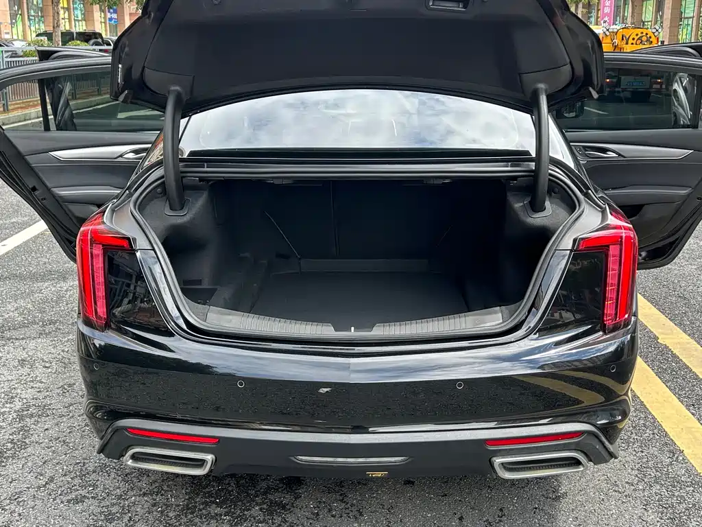 Cadillac CT5 2020 — фото 16