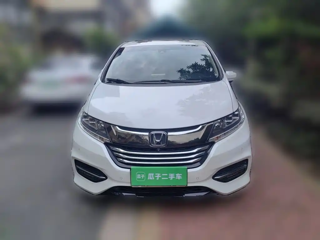Honda Odyssey 2018 — фото 24
