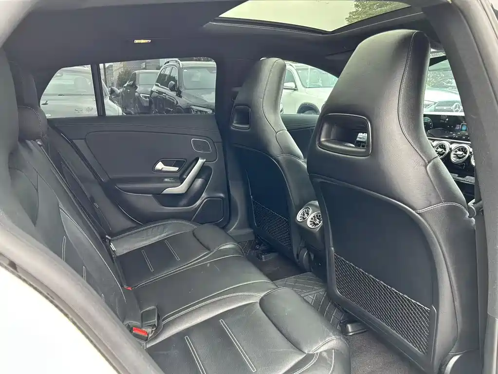 Mercedes-Benz CLA 2022 — фото 13