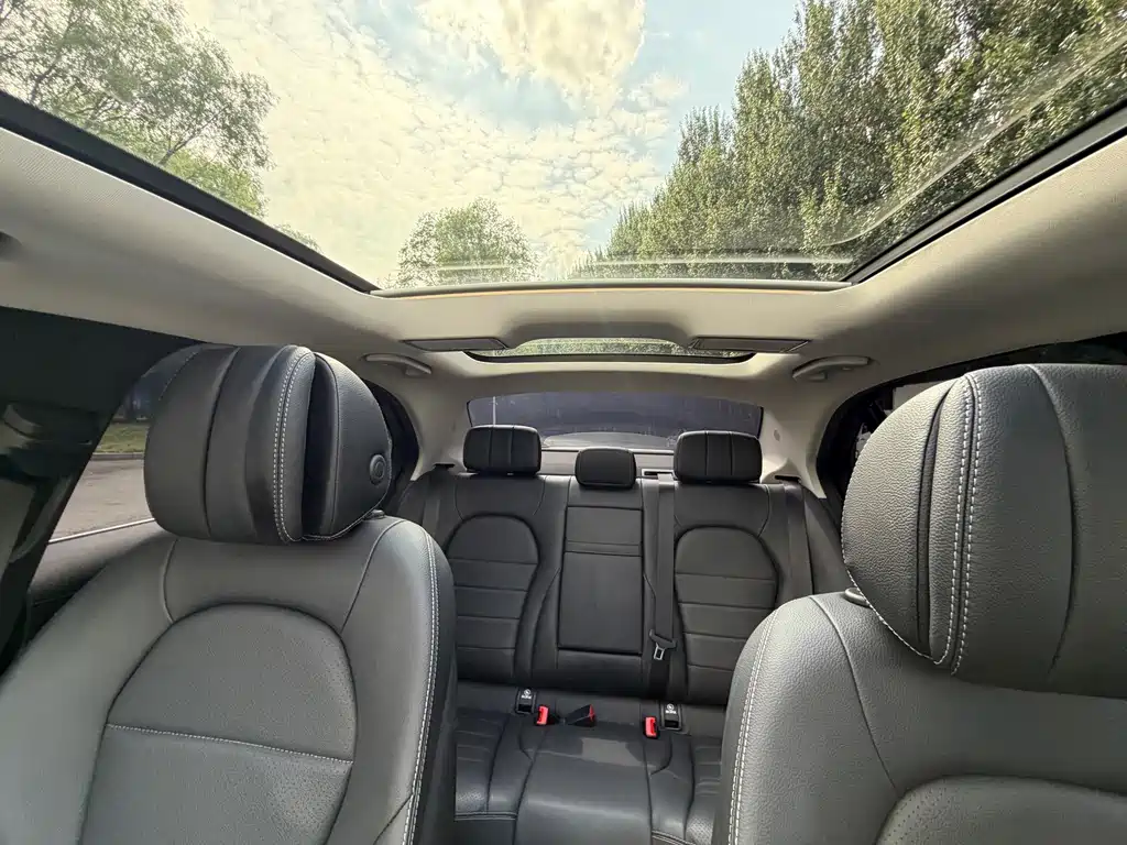 Mercedes-Benz C-Class 2020 — фото 21