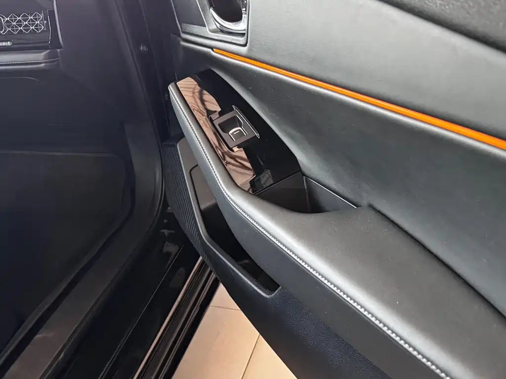 Honda Accord 2023 — фото 10