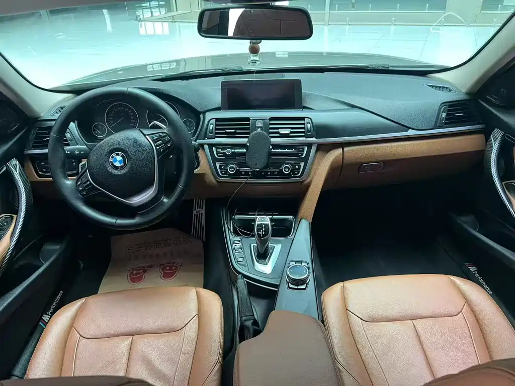 BMW 3 Series 2015 — фото 6