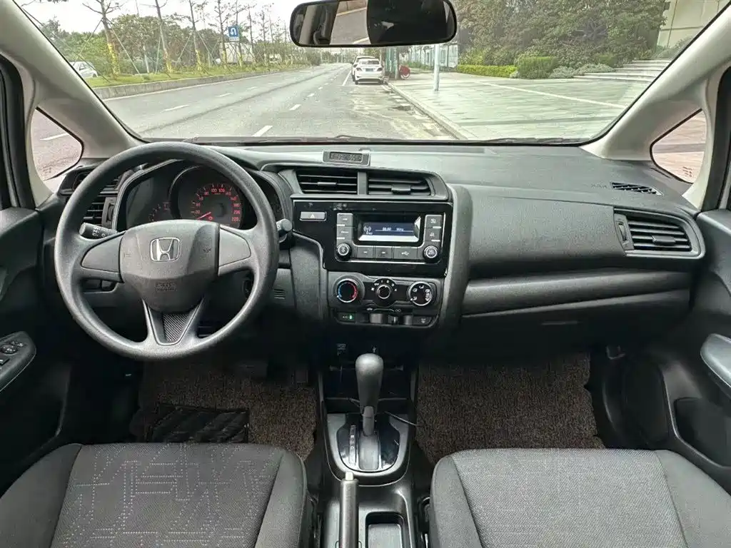 Honda Fit 2019 — фото 6