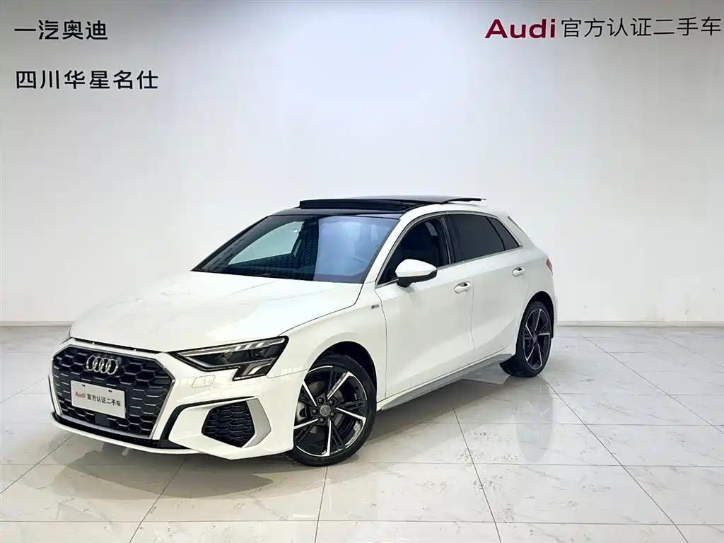 Audi A3 2022 — фото 1