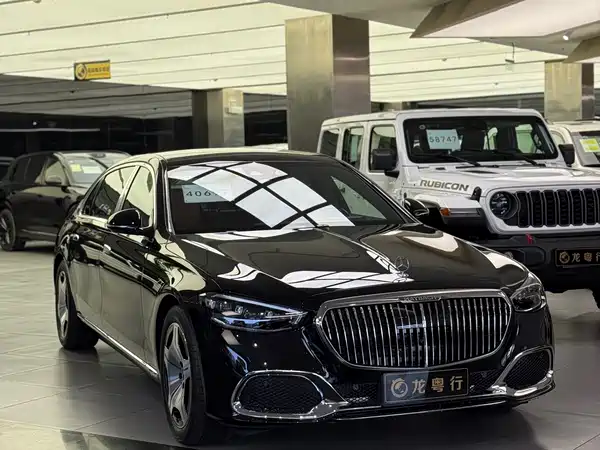 Mercedes-Benz Maybach S-Class 2025