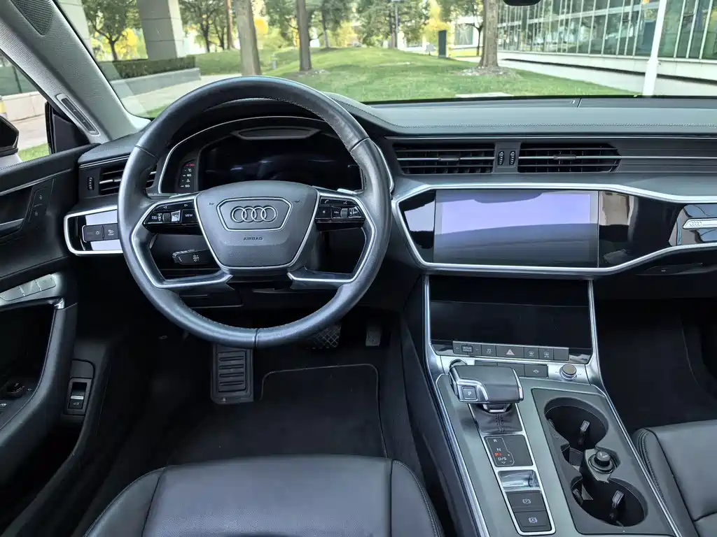 Audi A7 2021 — фото 29