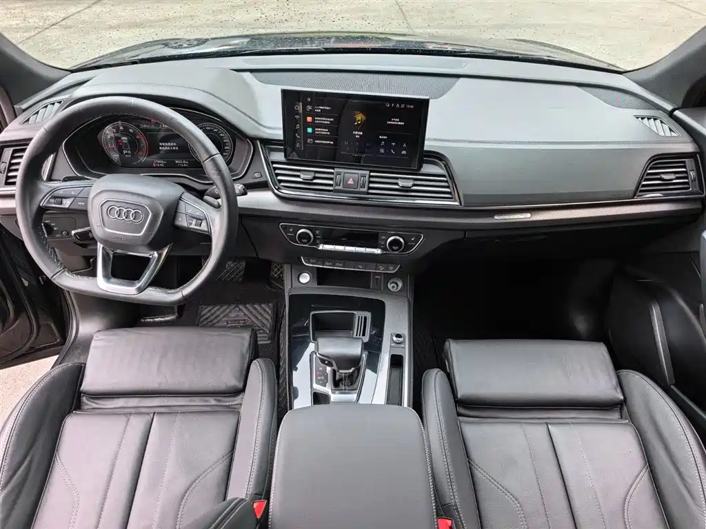 Audi Q5L 2023 — фото 9