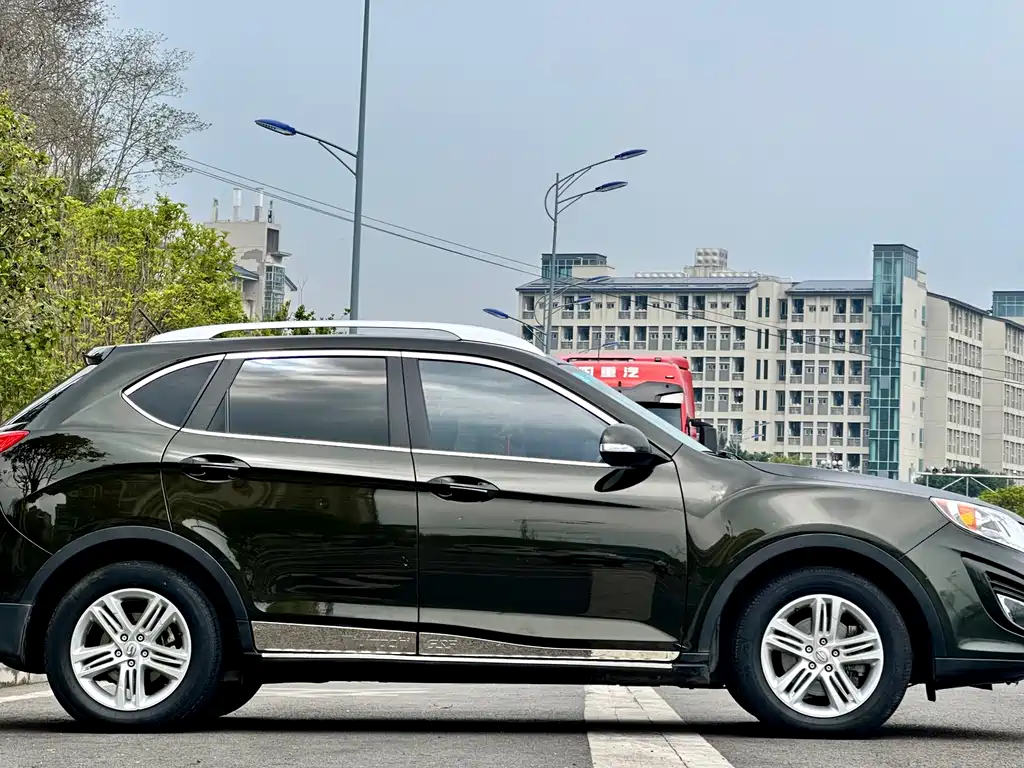 GAC Motor Trumpchi GS5 2014 — фото 8