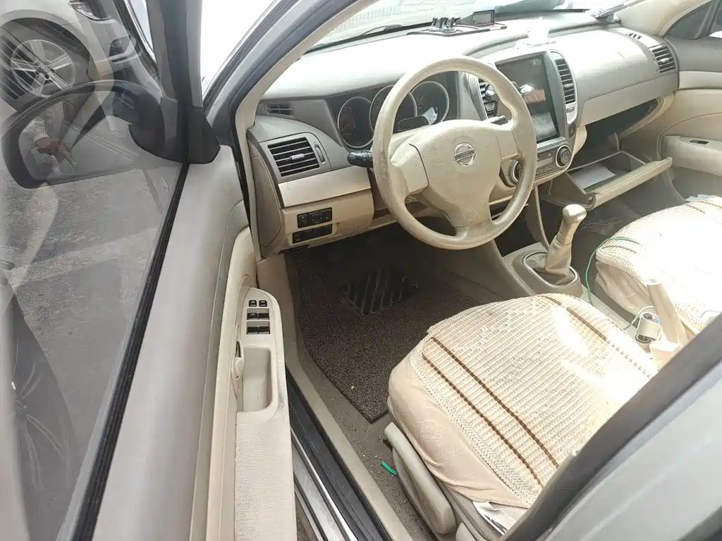 Nissan Sylphy 2016 — фото 14
