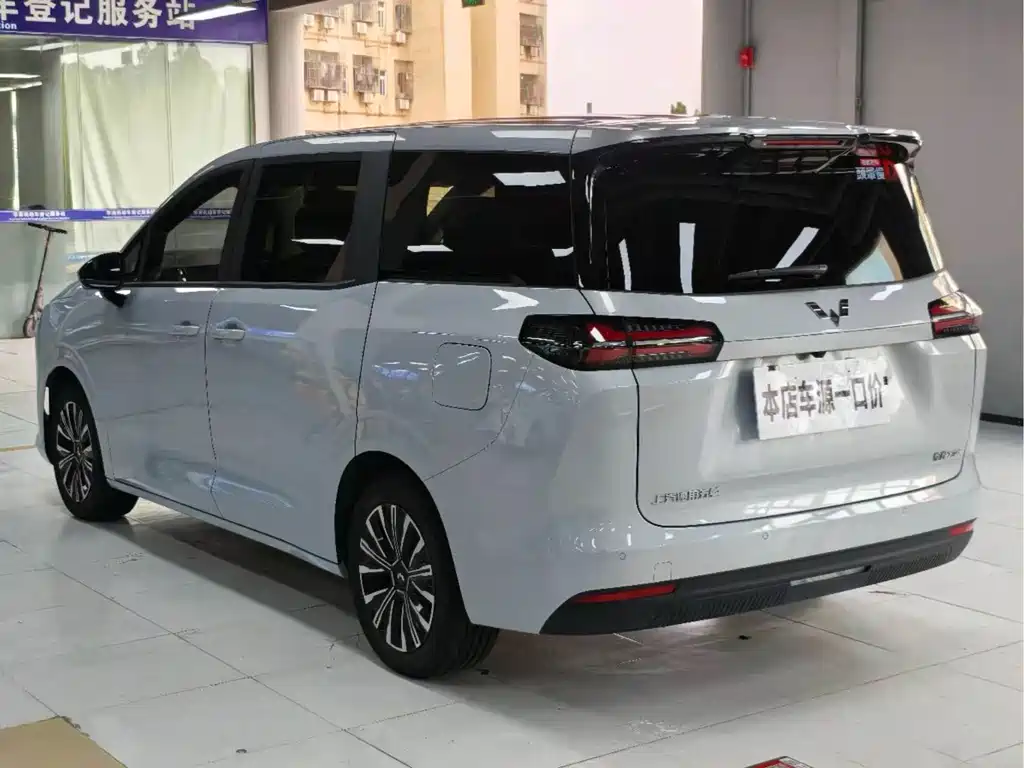 Wuling Starlight 730 New Energy 2025 — фото 13