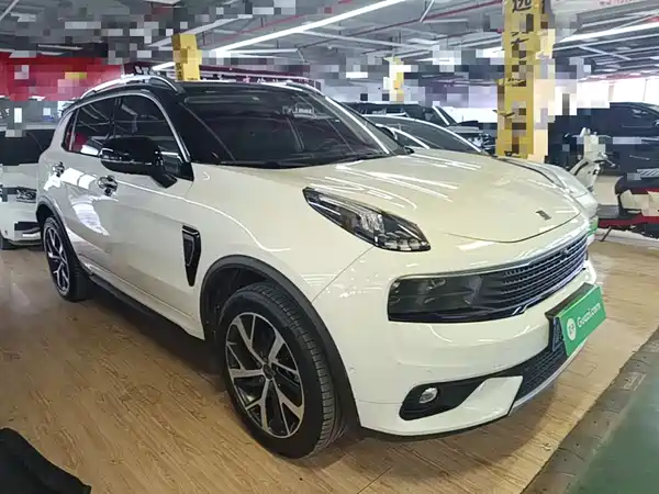 Lynk & Co 01 2017