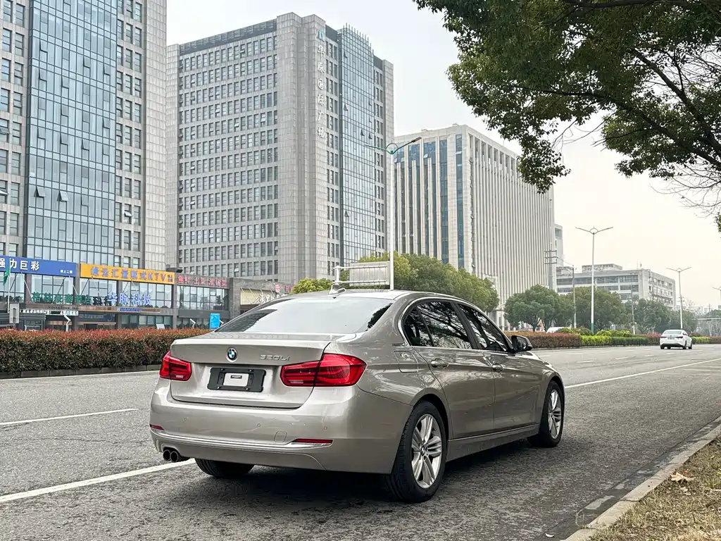 BMW 3 Series 2017