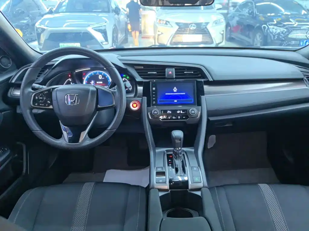 Honda Civic 2022 — фото 10