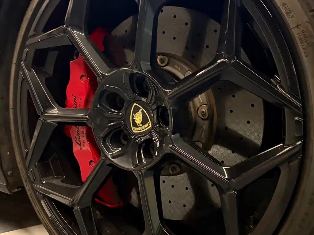 Lamborghini Huracan 2016 — фото 16
